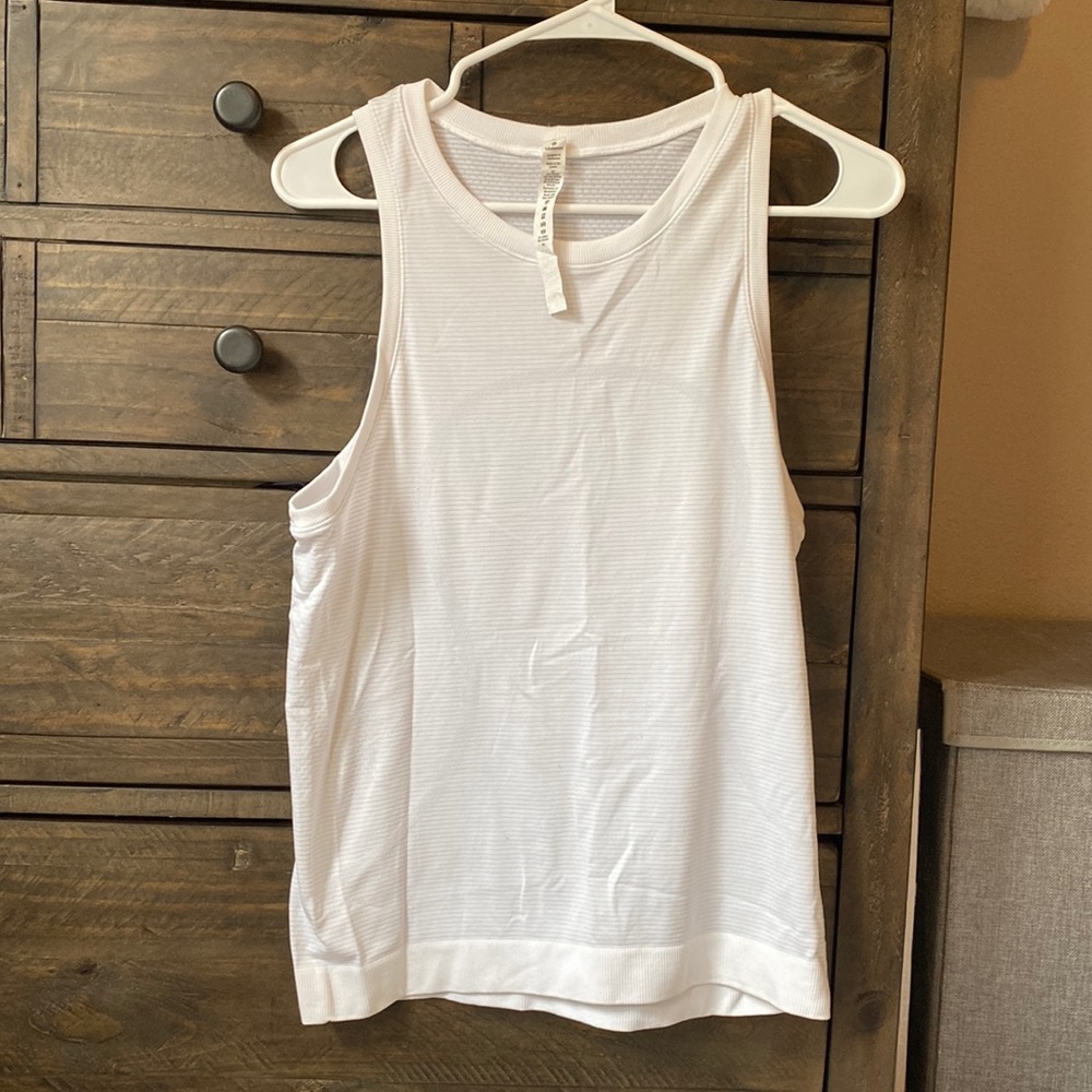 Swiftly muscle tank